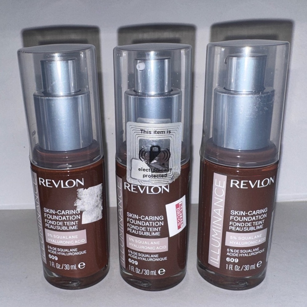 x3 Shade 609 SIENNA - REVLON Illuminance SKIN-CARING Foundation x3 Bottles